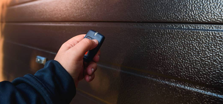 automatic door opener with remote control in Fillmore
