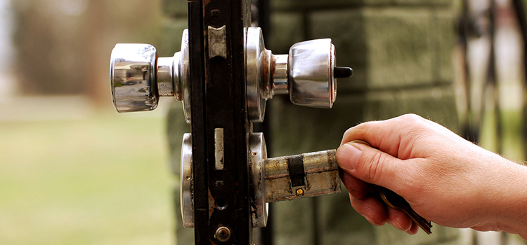 front door latch repair Fillmore